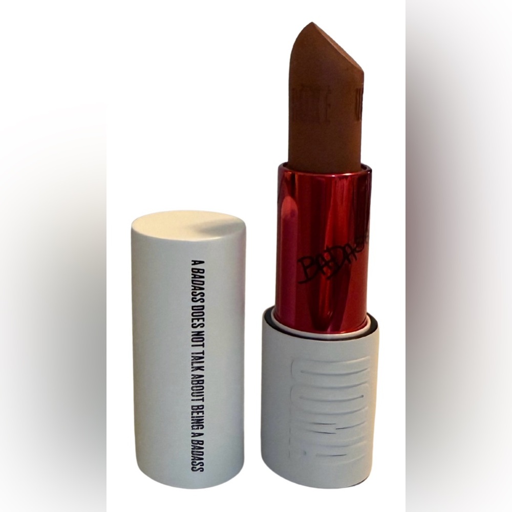 Uoma Beauty - Badass Icon - Matte Lipstick - Tracy Burnt Caramel Shade